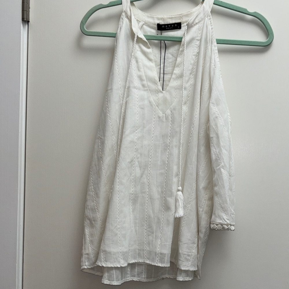 White Textured Tassel Tunic Top